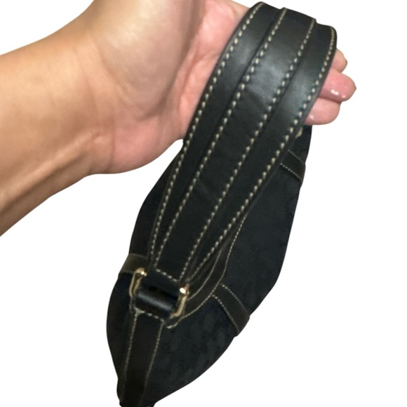 AUTHENTIC GUCCI SHOULDER BAG - Picture 7 of 8